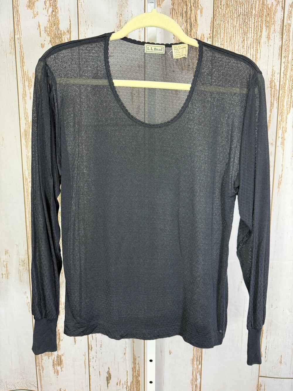 L.L. Bean, 100% Silk Thermal Long Sleeve Shirt. Size Large. Excellent condition!